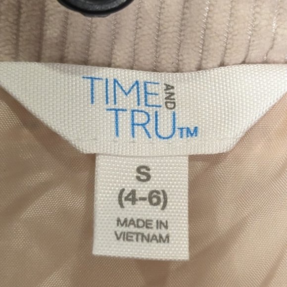 NWOT Time and Tru Women's Lightweight Quilted Corduroy Vest, Beige size S (4-6) - Picture 4 of 6